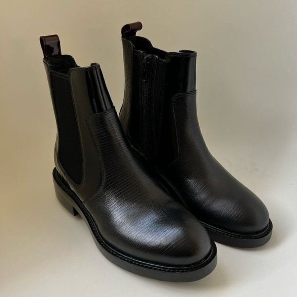 Jeffrey Campbell CORRODE CHELSEA BOOT IN BLACK LIZARD PRINT MULTI Size 6